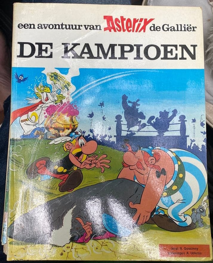 Asterix de kampioen, Boeken, Stripboeken, Eén stripboek, Ophalen of Verzenden, Zo goed als nieuw
