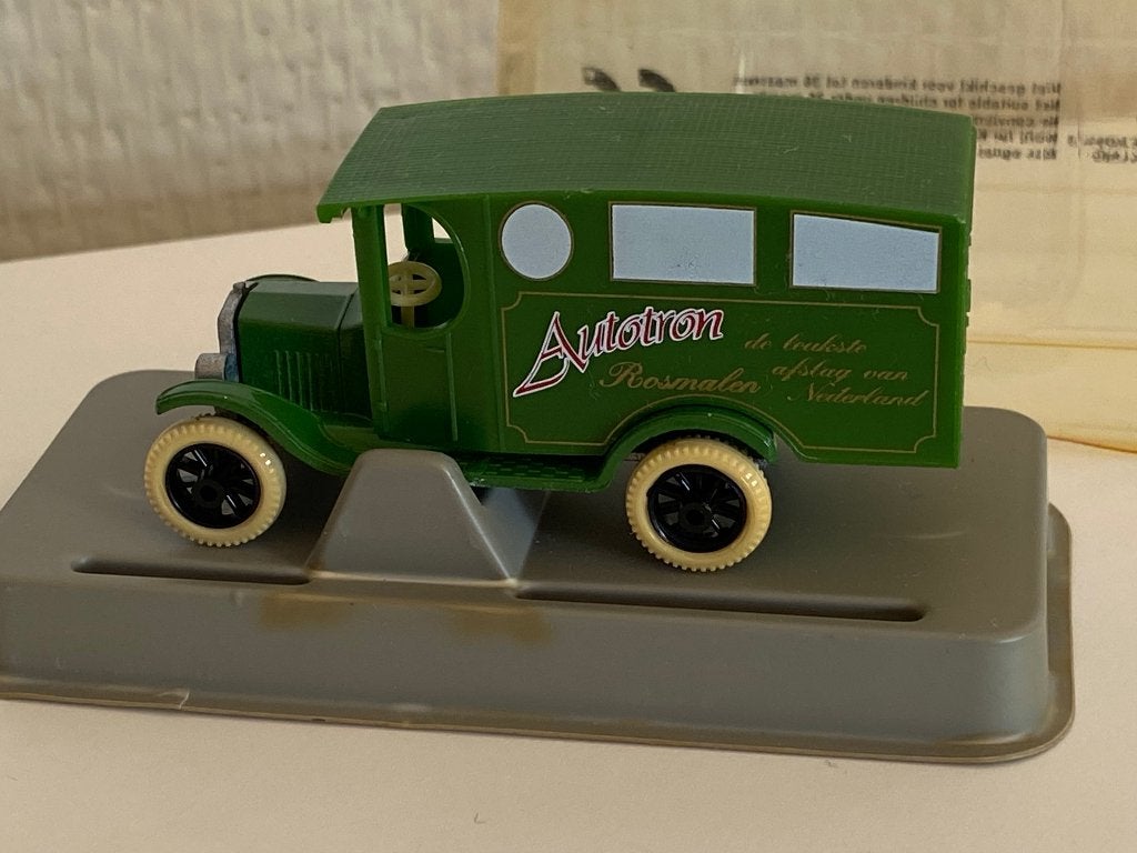 Miniatuur auto van Autotron toen het nog in Rosmalen zat, Verzamelen, Ophalen, Zo goed als nieuw, Overige typen