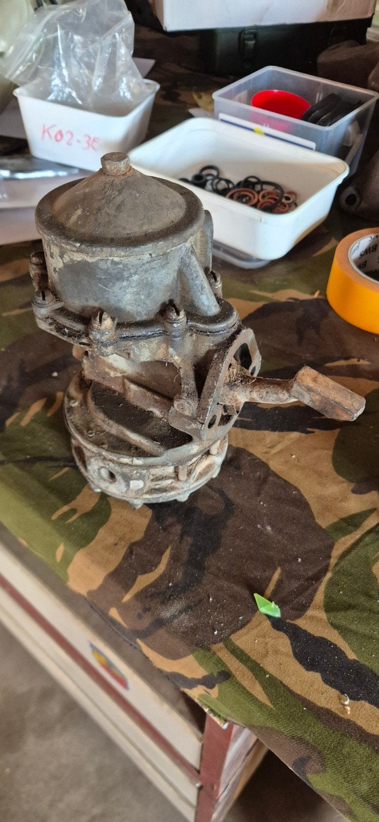 nekaf M38a1 jeep  brandstofpomp / vacuumpomp origineel, Verzamelen, Niet van toepassing, Niet van toepassing, Ophalen of Verzenden