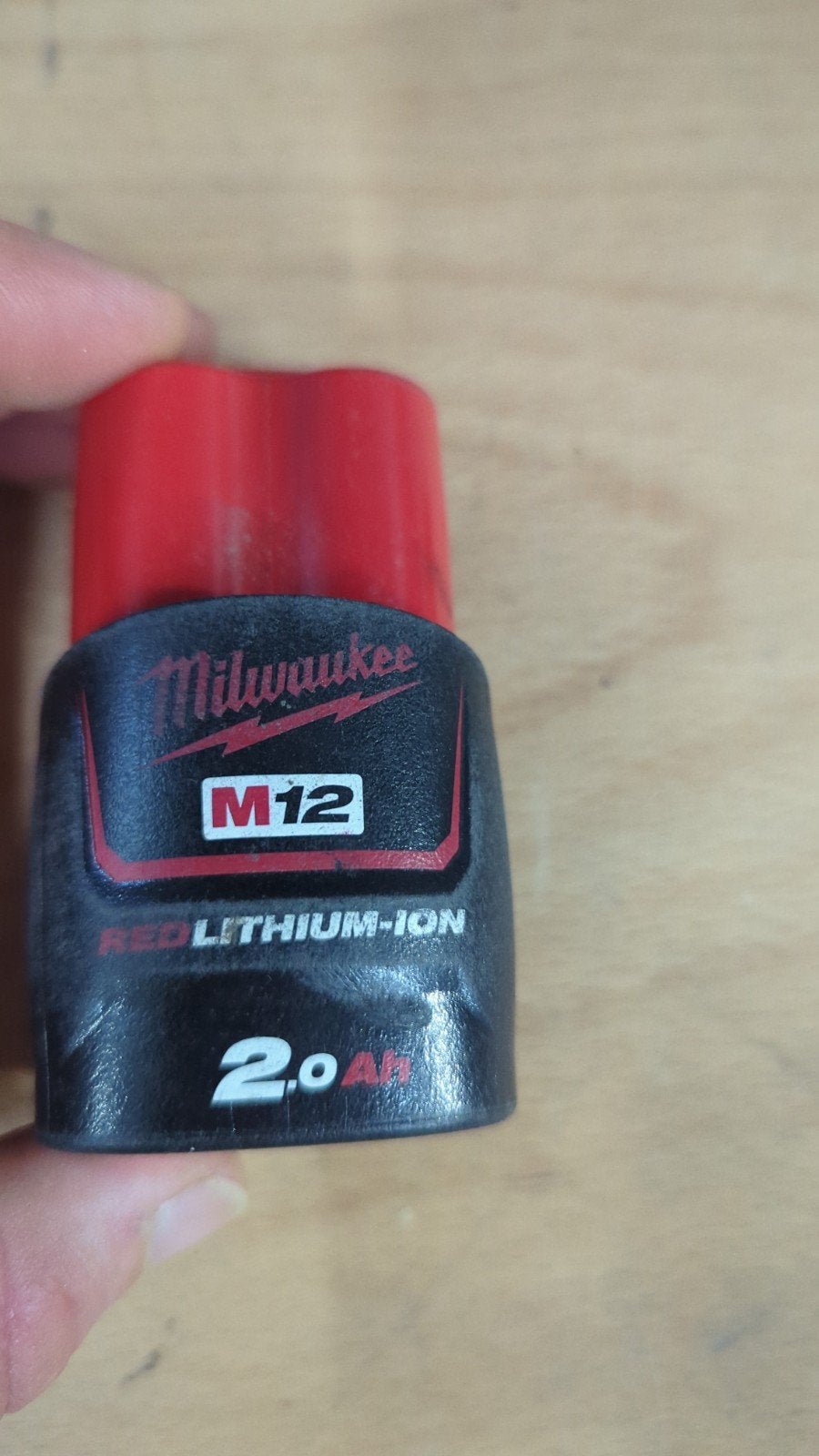 Milwaukee M12 REDLITHIUM-ION 2.0 Ah Accu, Ophalen, Zo goed als nieuw, Overige typen