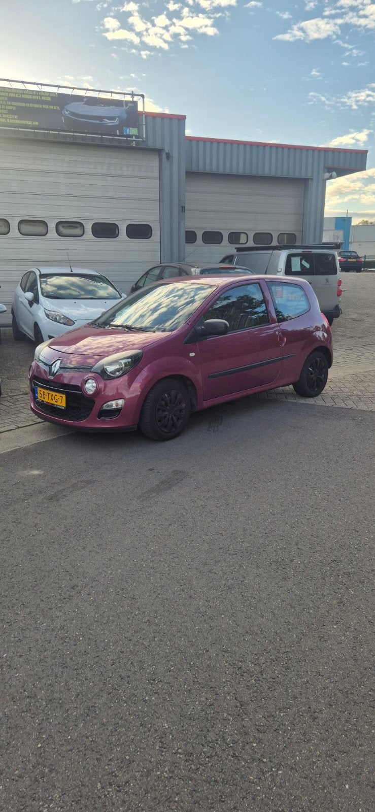 Renault Twingo 1.2 16V 2012, Auto's, Voorwielaandrijving, 839 kg, 74 pk, Bluetooth