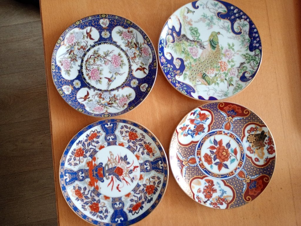 Vintage 4 Japanse Imari schotels, Antiek en Kunst, Ophalen of Verzenden