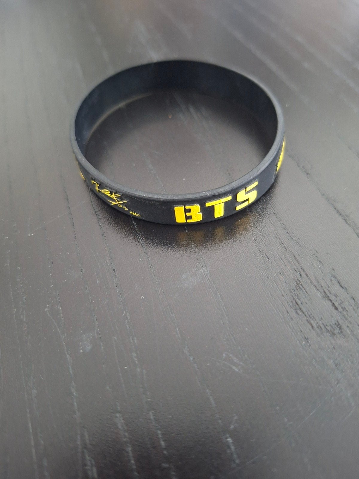 BTS 3 arm bandjes en 2 x tape Butter Era, Verzamelen, Ophalen of Verzenden, Nieuw