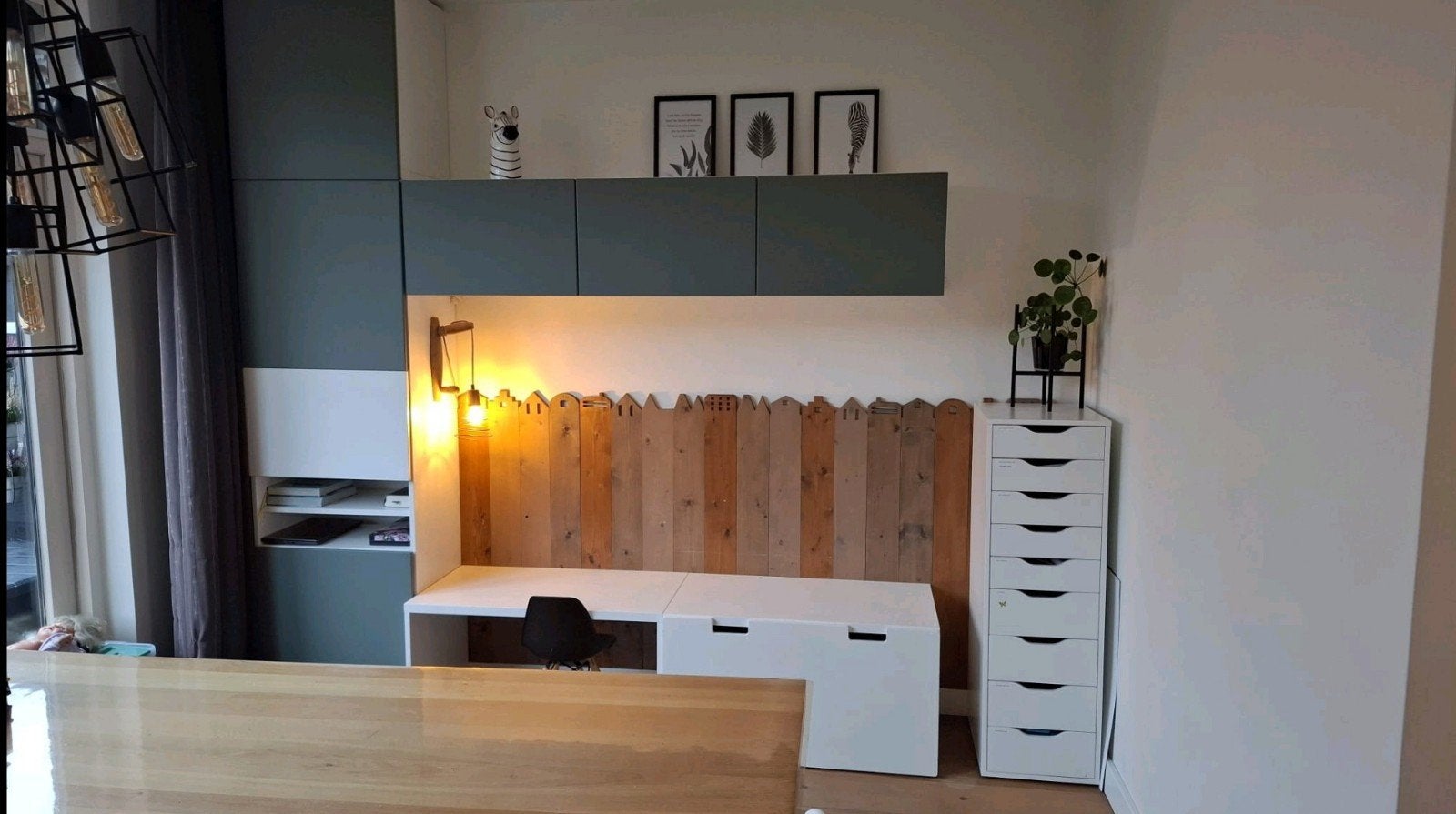 Houten lambrisering, Ophalen