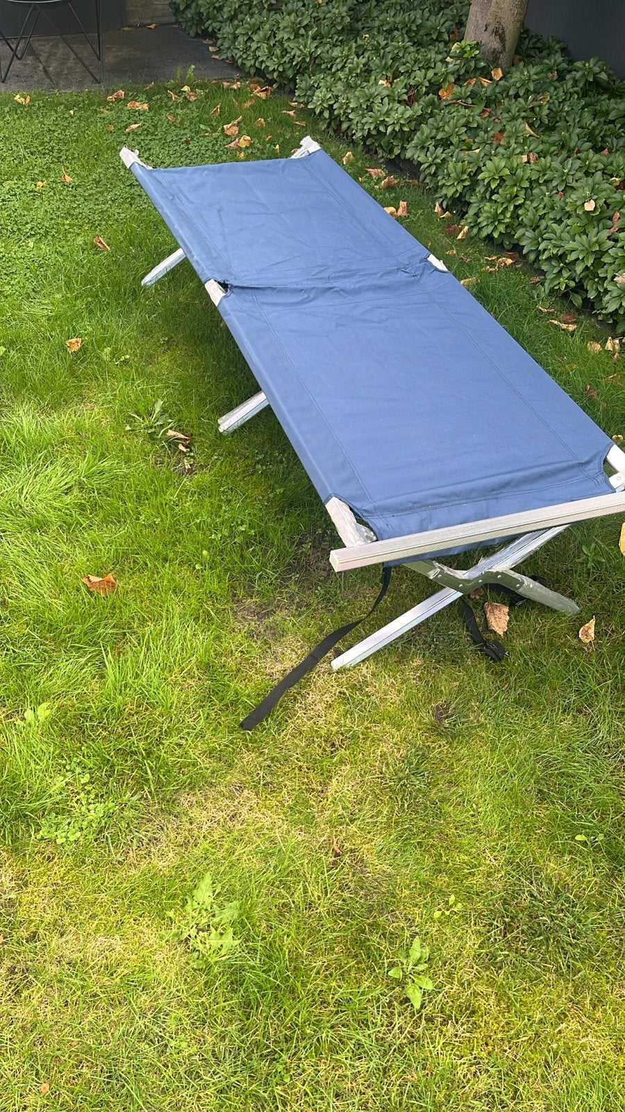 Opvouwbaar campingbed / veldbed - Blauw, Ophalen, Zo goed als nieuw, Overige