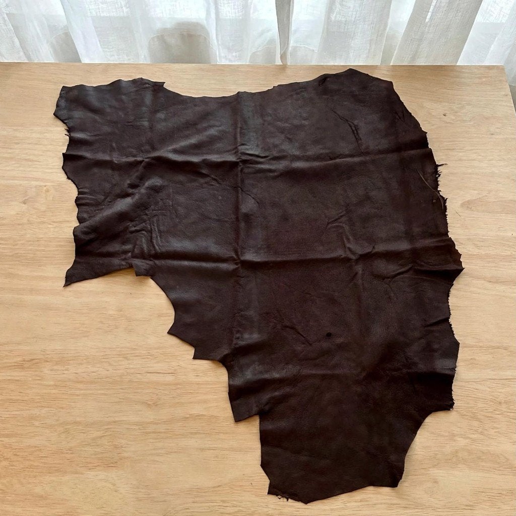 lap ECHT LEER donkerbruin 106x87 cm zacht geitenleer, Bruin, Leer of Kunstleer, Nieuw, Ophalen of Verzenden