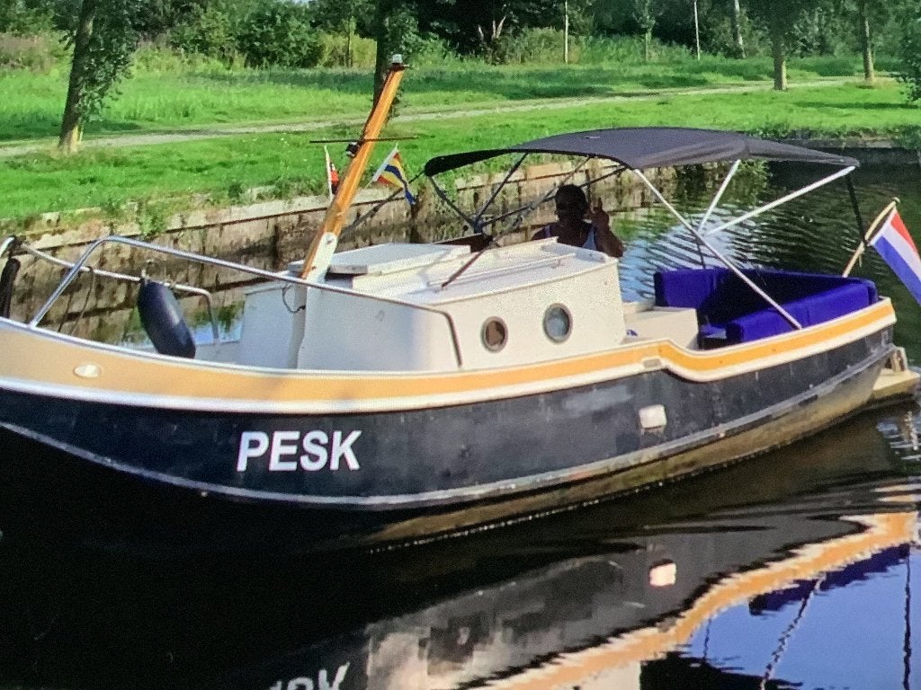 Vlet-slepertje, Watersport en Boten, Motorboten en Motorjachten, Gebruikt, Binnenboordmotor, Diesel, 80 cm