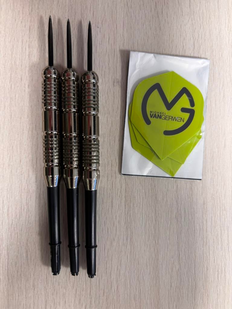Michael van Gerwen pijlen 25 gr, Ophalen of Verzenden, Zo goed als nieuw, Pijlen