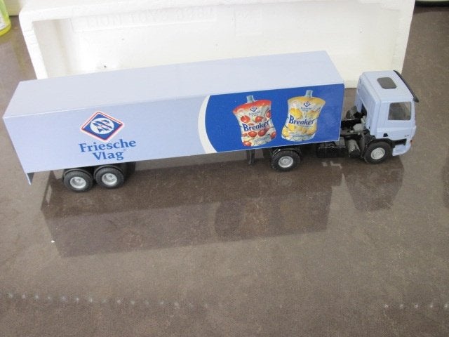 Lion Car nr 36 - Friesche Vlag, Ophalen of Verzenden, Nieuw, Bus of Vrachtwagen, Lion Toys