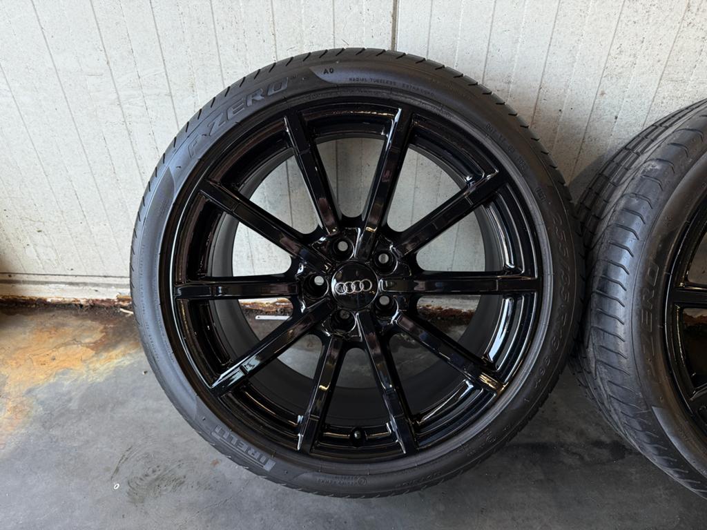 Zwarte 19 inch velgen Audi A6 Nieuwe Pirelli Zomerbanden, Gebruikt, 255 mm, Banden en Velgen, Personenwagen