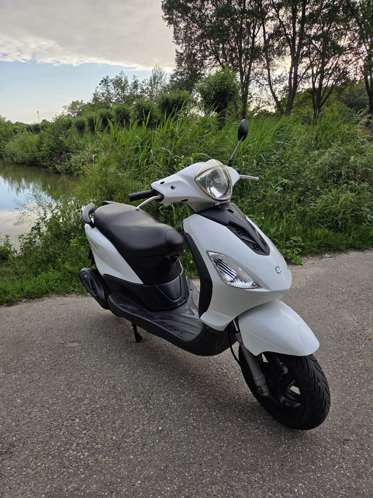 Derbi boulevaard snorscooter, Fietsen en Brommers, Gebruikt, Benzine, Ophalen, Overige merken