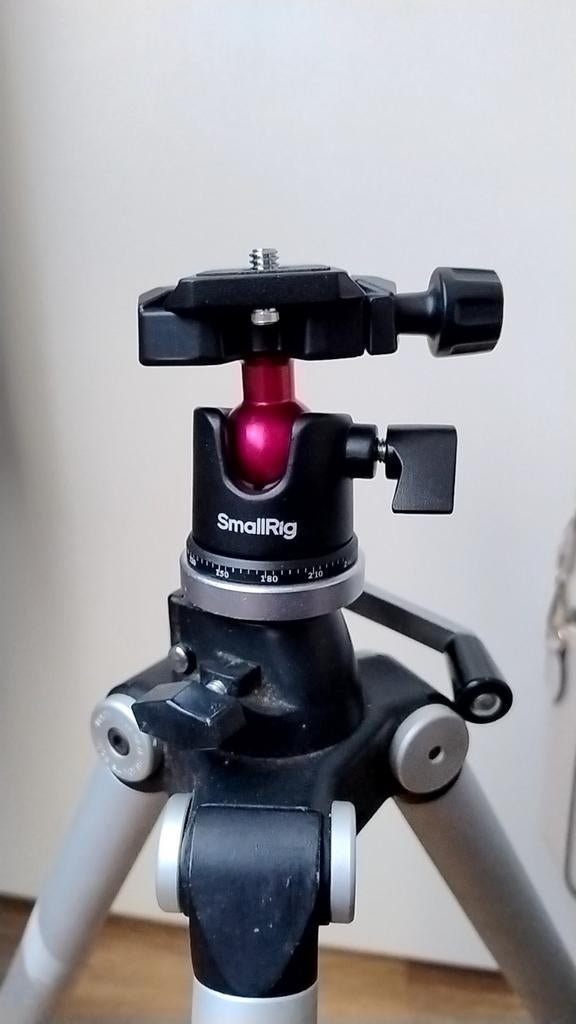 Driepoot statief met balhoofd - SmallRig, Gebruikt, 150 tot 175 cm, Met balhoofd, Ophalen of Verzenden