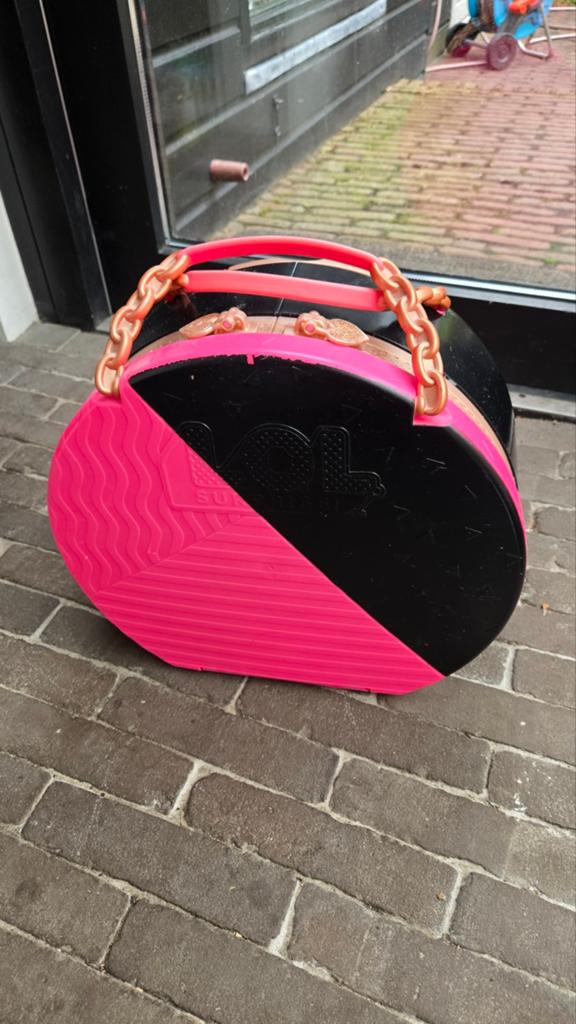L.O.L. (LOL) Surprise! Speelset en Opbergkoffer, Ophalen, Gebruikt, Meisje