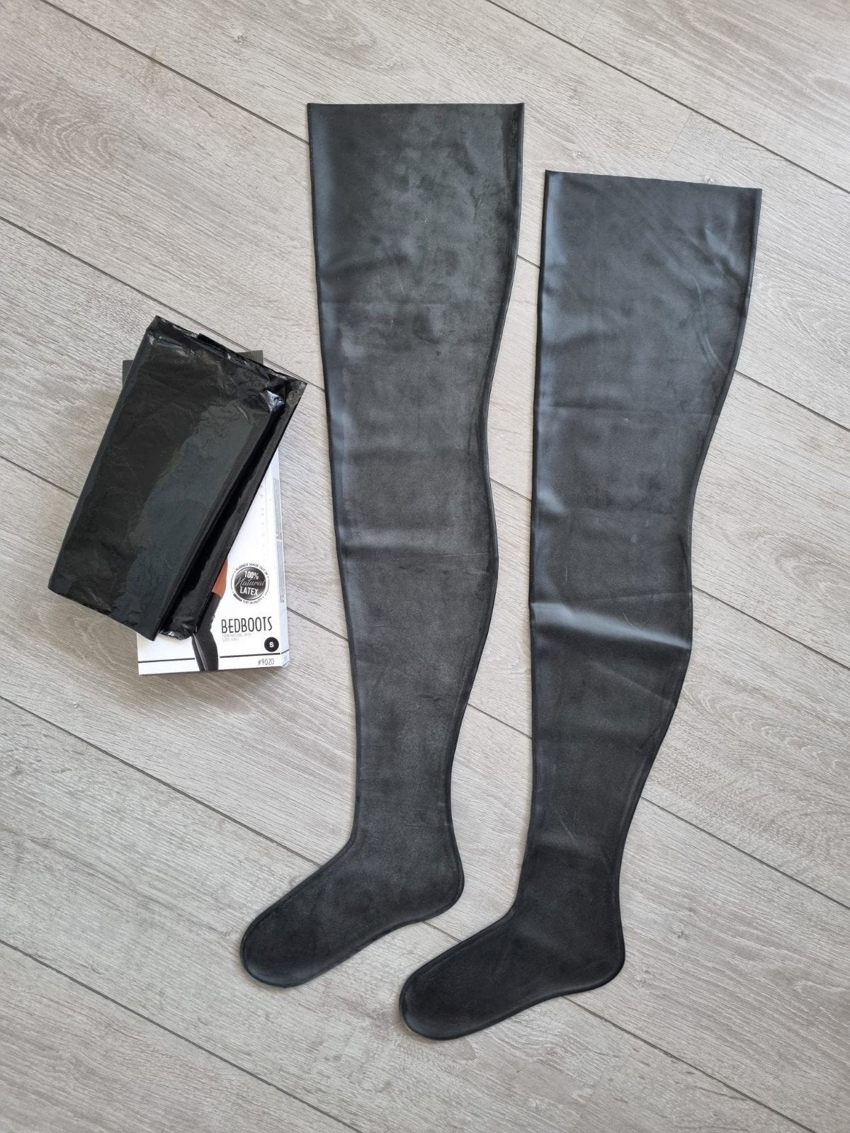 Nieuw! Bedboots (zwart) maat S, 100% naturel latex, Verzenden, Nieuw