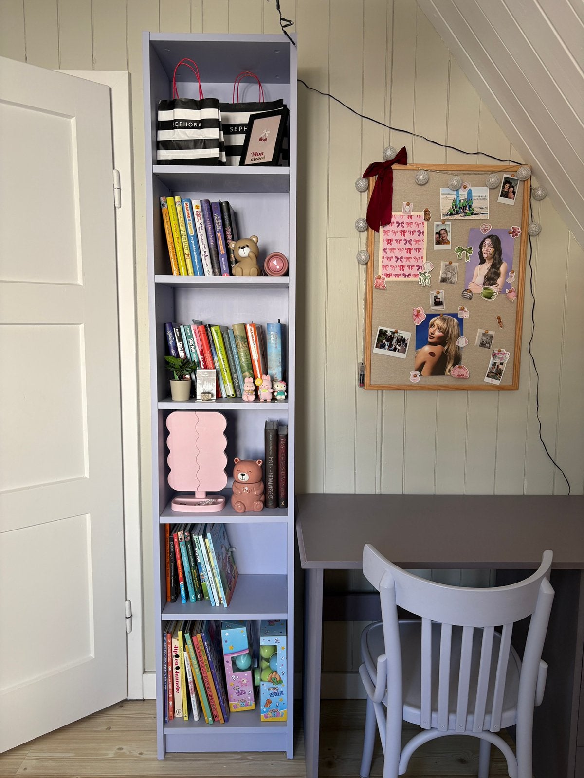 Billy boekenkast Ikea lila, Ophalen, 200 cm of meer, 50 tot 100 cm, Zo goed als nieuw