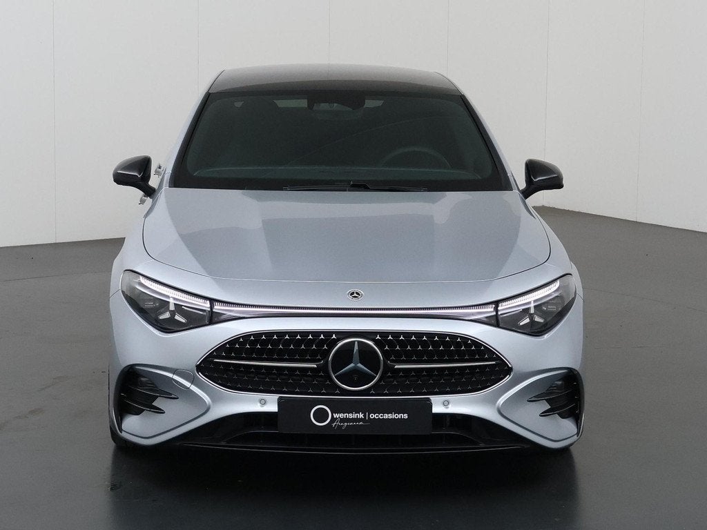 Mercedes-Benz CLA-klasse 180 Business Solution AMG | Night |, Auto's, Mercedes-Benz, CLA, 136 pk, 4 cilinders, Bedrijf