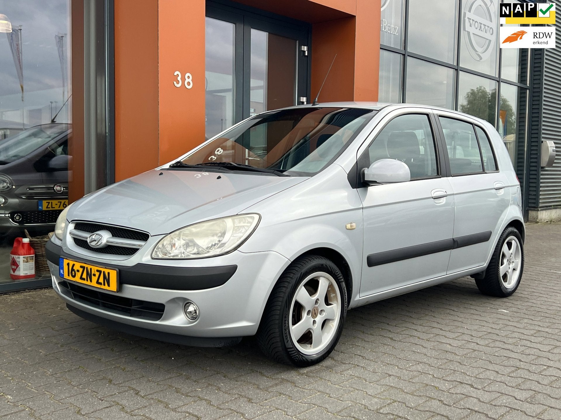 Hyundai Getz 1.4i Airco|Isofix|Bluetooth|Trekhaak|apk10-2027, Voorwielaandrijving, 450 kg, 4 cilinders, Origineel Nederlands