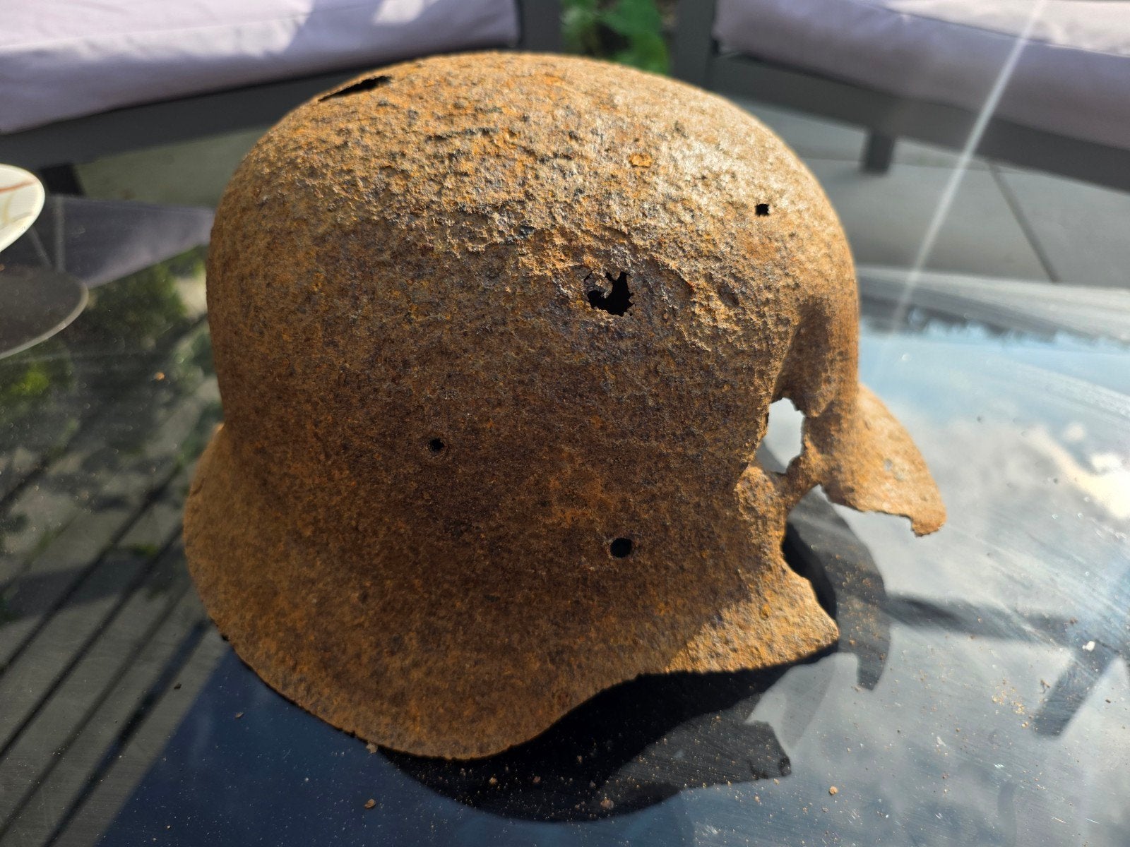 Duitse Helm WW2 Militaria Battle Damage, Ophalen of Verzenden, Duitsland, Helm of Baret