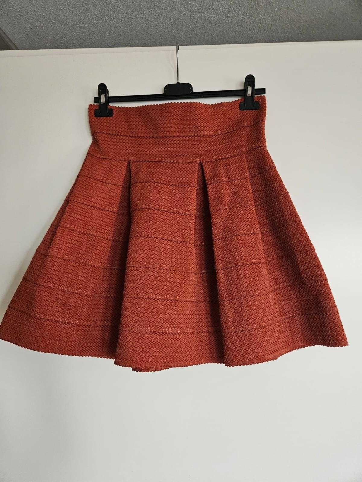 Oranje skaterrokje met textuur, Maat 38/40 (M), Oranje, Ophalen of Verzenden, Boven de knie