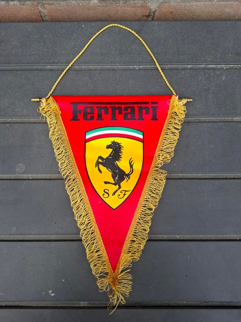 Vintage Scuderia Ferrari wimpelvlag, Ophalen of Verzenden
