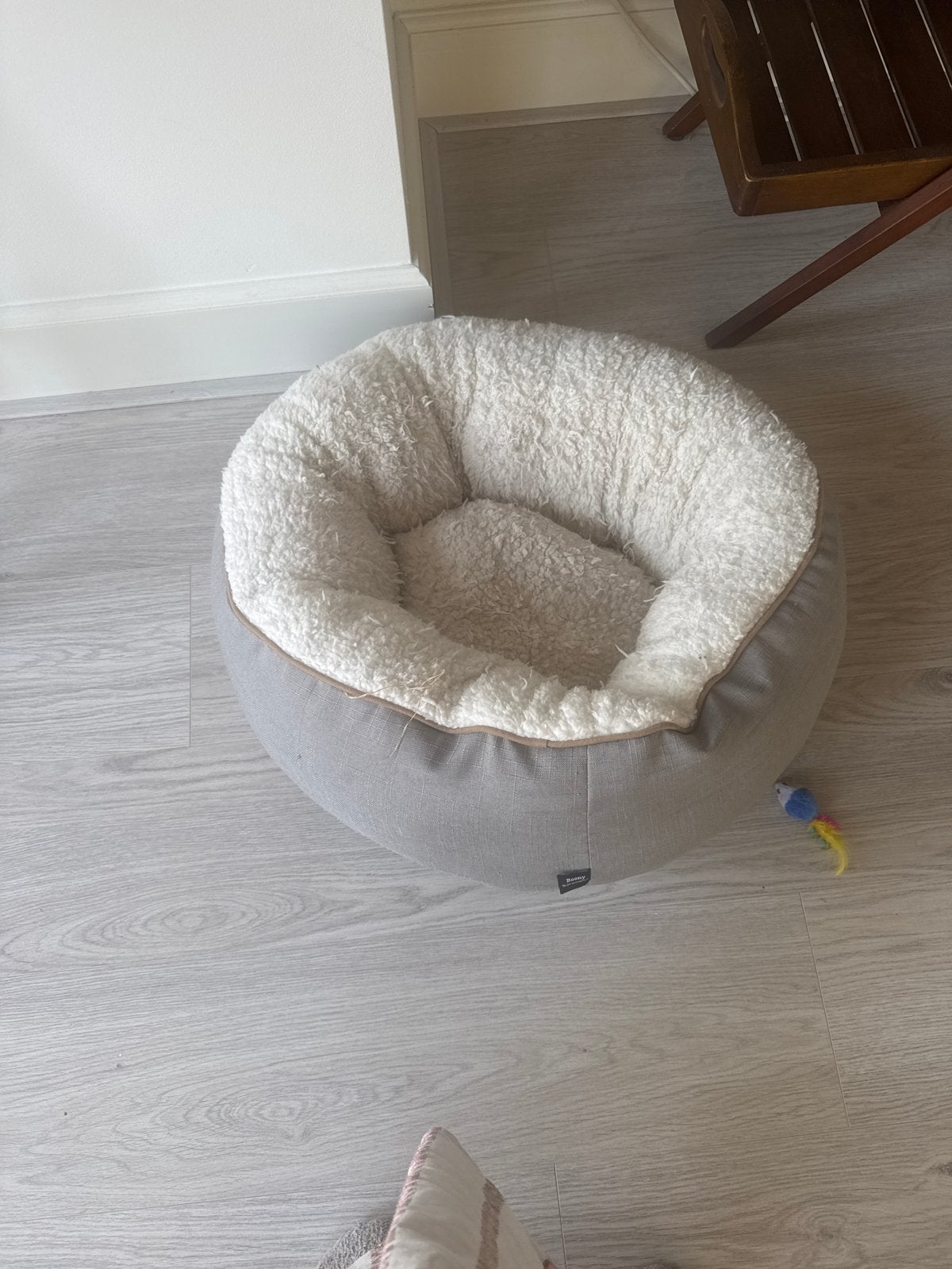 Cat bed, Ophalen