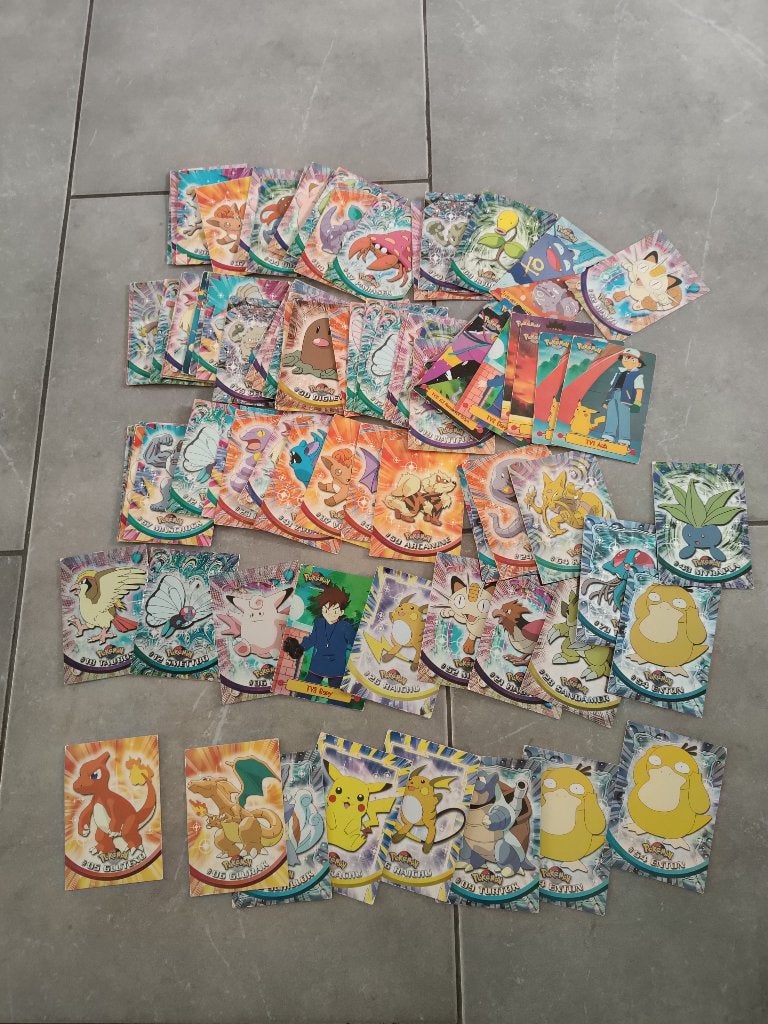 Pokemon kaarten topps, Hobby en Vrije tijd, Verzamelkaartspellen | Pokémon, Ophalen of Verzenden, Zo goed als nieuw, Meerdere kaarten