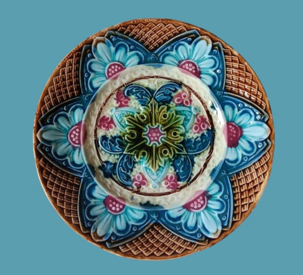 Frie Onnaing frans antiek majolica bord in barbotine 1890, Antiek en Kunst, Verzenden
