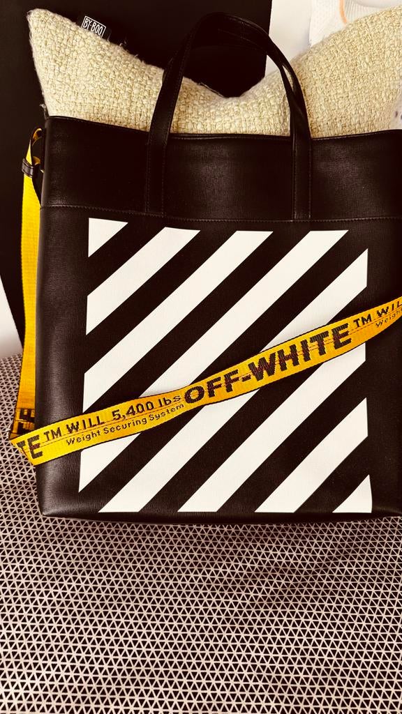 Off-White tode  Tas van Kalfsleder, Sieraden, Tassen en Uiterlijk, Tassen | Damestassen, Ophalen of Verzenden, Zo goed als nieuw