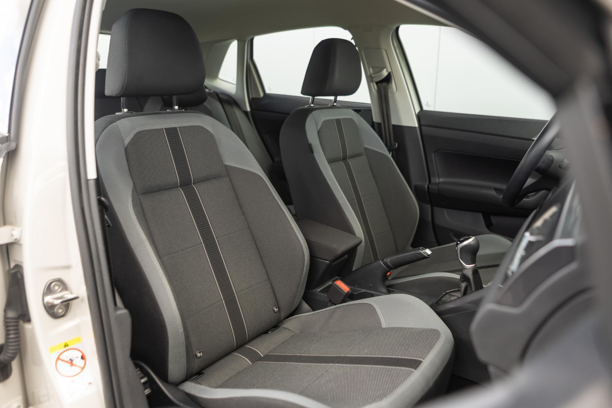 Foto 13 van Volkswagen Polo 1.0 TSI Life |IQ Light| Achteruitrijcamera
