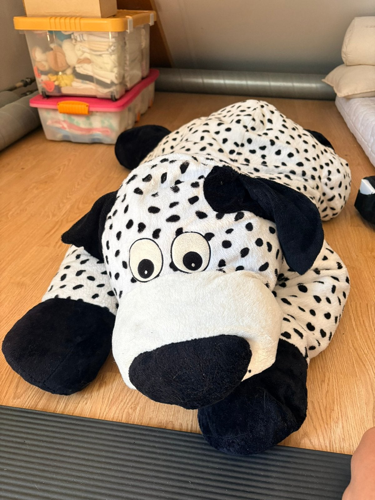 Grote hondenknuffel – wit met zwarte stippen – 1 meter, Kinderen en Baby's, Speelgoed | Knuffels en Pluche, Ophalen, Overige merken