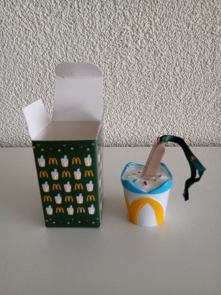 McFlurry Kerstbal van McDonalds, Ophalen of Verzenden, Nieuw