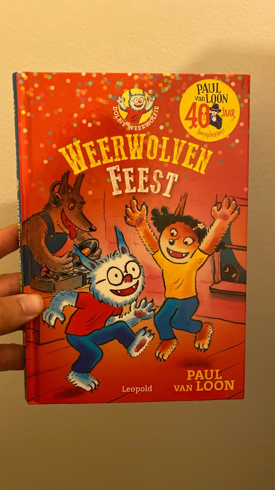 Dolfje Weerwolfje: Weerwolvenfeest - Paul van Loon, Boeken, Ophalen of Verzenden, Zo goed als nieuw, Fictie