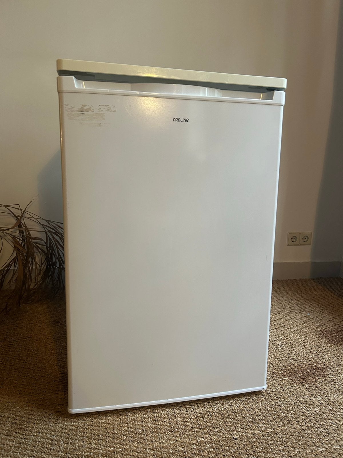 Compacte Proline Koelkast met Vriesvak, Witgoed en Apparatuur, Gebruikt, 75 tot 100 liter, 45 tot 60 cm, Met vriesvak