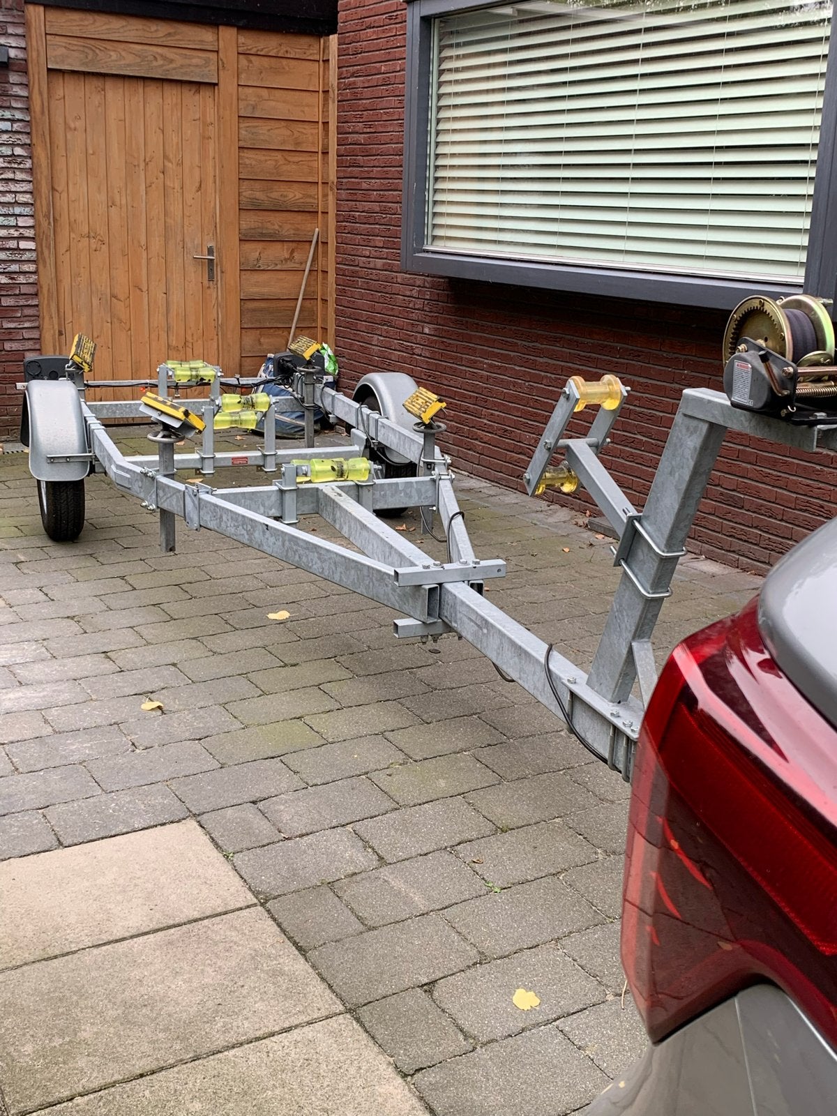 Robuuste boot trailer 750 kg enkelasser, merk Knott, Watersport en Boten, Ophalen, Gebruikt, Overige typen, Zeilboot of Motorboot
