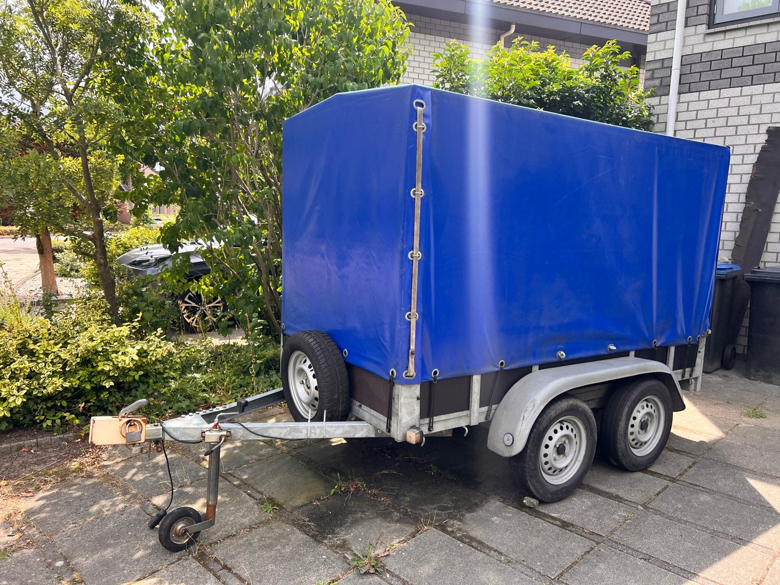 Dubbelasser aanhangwagen met dekzeil, rijbewijs B, Ophalen, Gebruikt