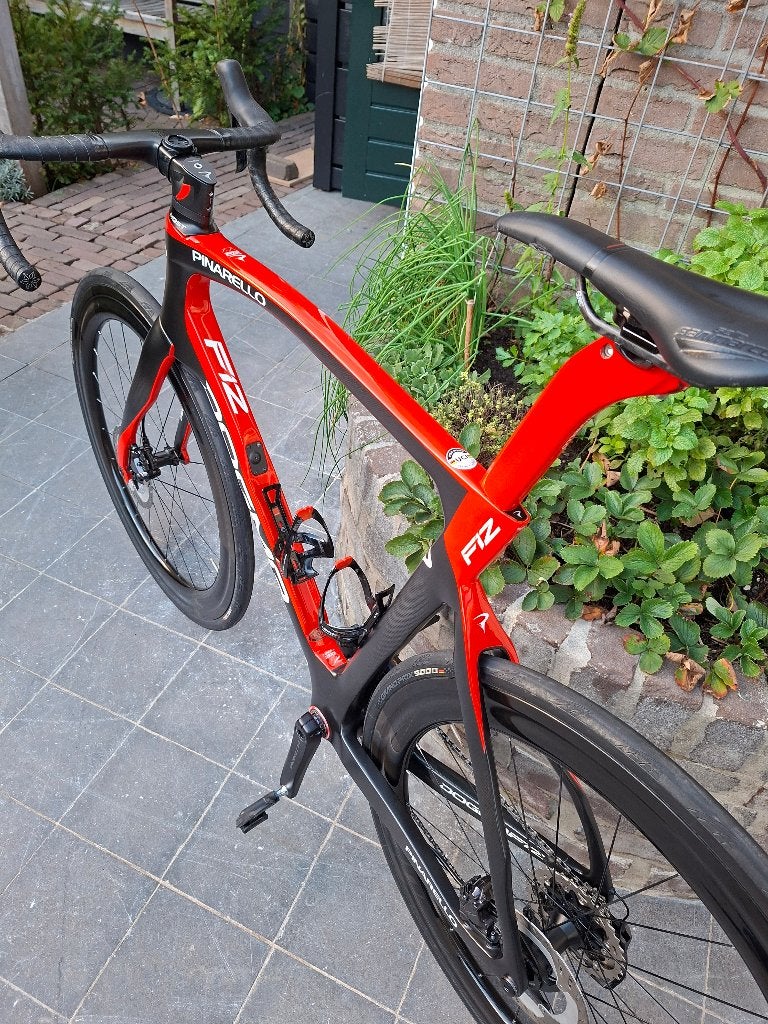 Pinarello Dogma F12 - Shimano Ultegra - maat 57.5, 28 inch, Carbon, Zo goed als nieuw, 57 tot 61 cm