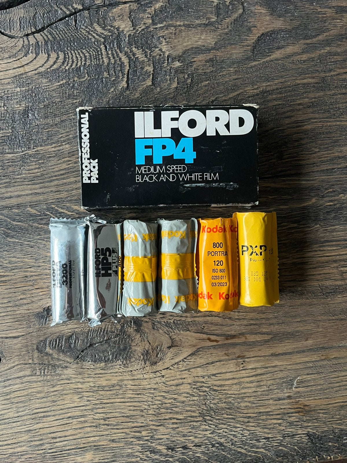 Partij 120-film / fotorolletjes middenformaat., Verzenden, Zo goed als nieuw, Compact, Overige Merken