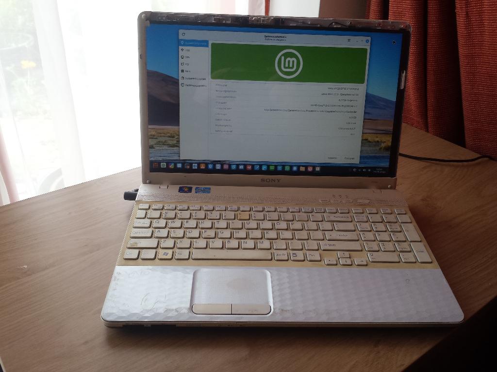 Sony Vaio i3 2,3 Ghz x 2 model golfbal, Gebruikt, Kweenie, Verzenden, DDR3