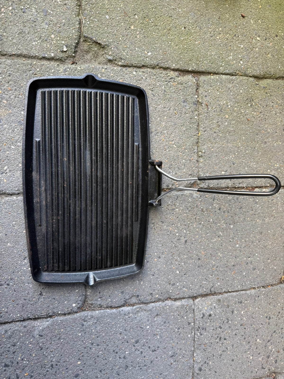 Nieuwe gietijzeren vispan., Nieuw, Ophalen of Verzenden, Afgietsysteem, Braadpan