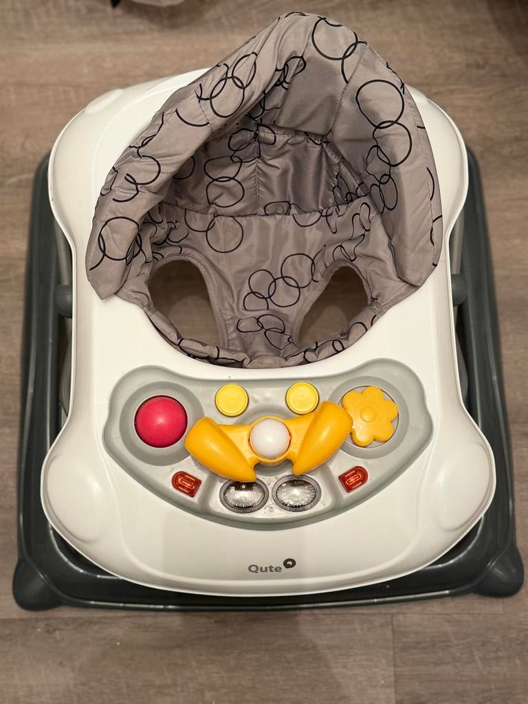 Qute Babywalker - Grijs/Wit met Speelblad, Ophalen of Verzenden, Gebruikt