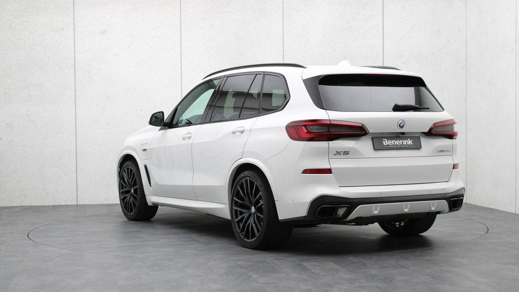 BMW X5 xDrive45e High Executive M-Sport | Head-up | Stoelven, 12 maanden, Gebruikt, 394 pk, Wit