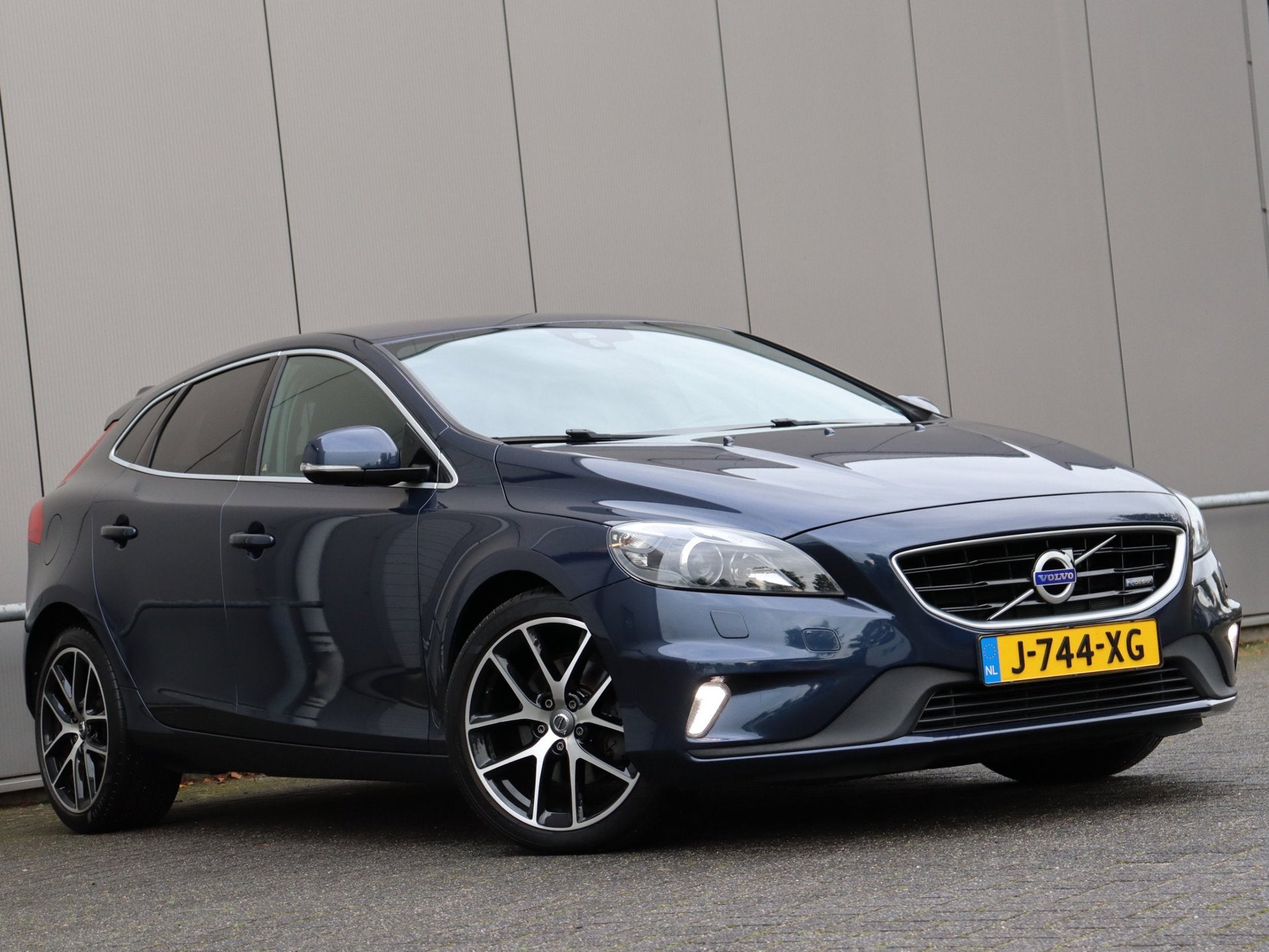 Volvo V40 1.6 T3 Ocean Race navi LM airco, Voorwielaandrijving, Gebruikt, 4 cilinders, 150 pk