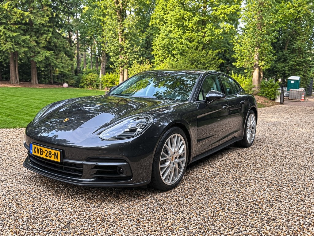 Porsche Panamera 3.0 4 2017 Compleet Porsche onderhoud., Auto's, Dealer onderhouden, 2995 cc, 4 stoelen, Particulier