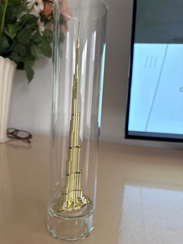 Burj Khalifa miniatuur in glazen koker, Ophalen of Verzenden, Zo goed als nieuw, Overige typen