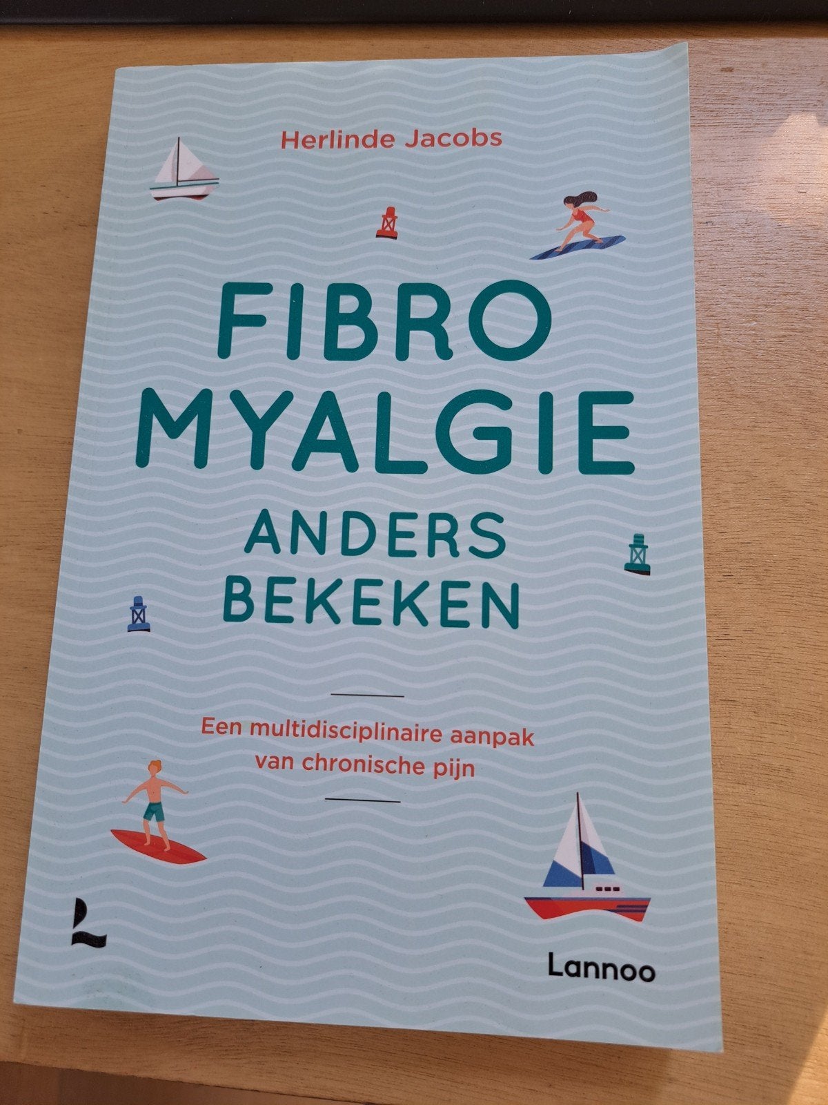 Herlinde Jacobs - Fibromyalgie anders bekeken, Boeken, Ophalen of Verzenden, Zo goed als nieuw, Gezondheid en Conditie, Herlinde Jacobs