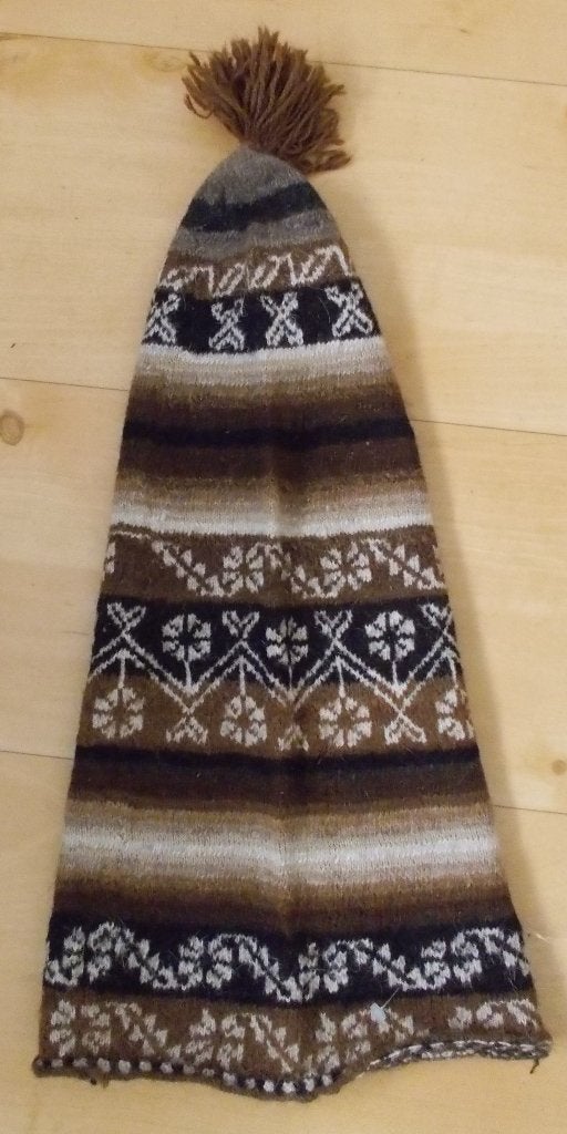 100% wollen folklore/Lopi/Noors print lange punt muts, Verzenden, Zo goed als nieuw, Maat 36 (S), Muts