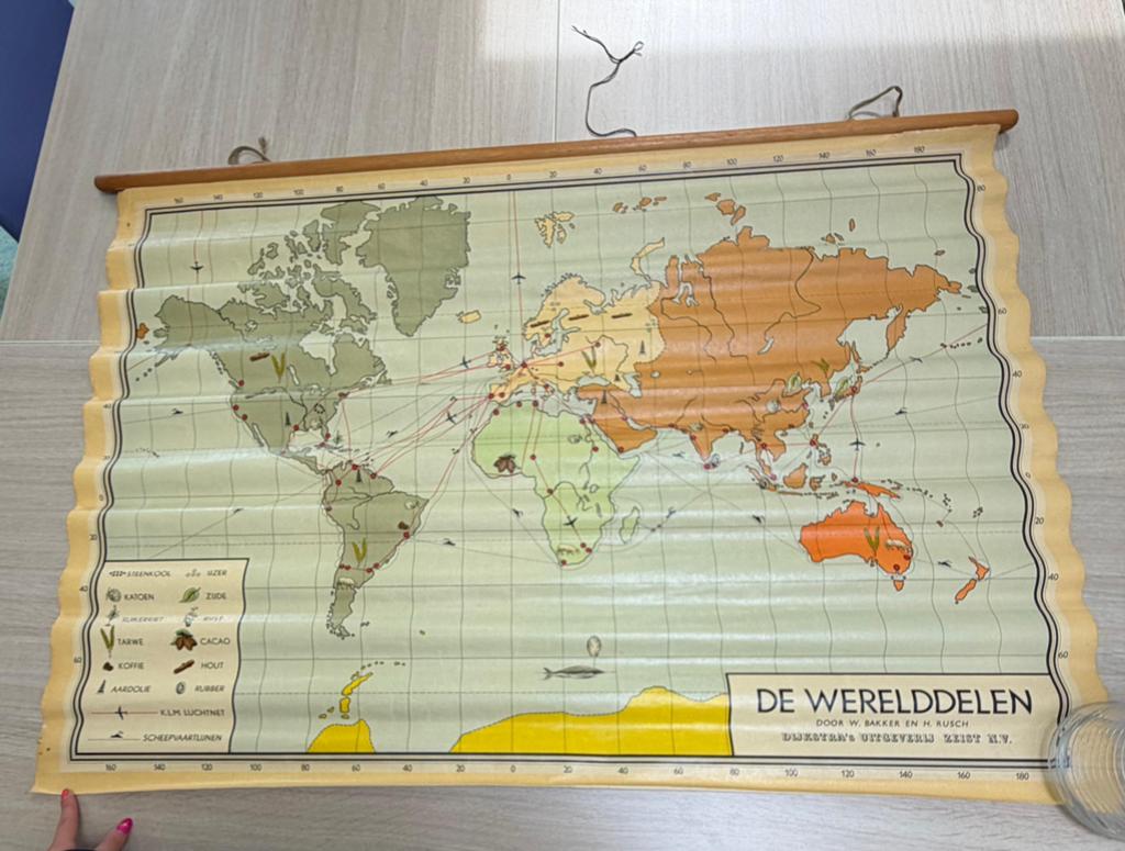 Kaart werelddelen, Boeken, Ophalen, 2000 tot heden, Nederland, Landkaart