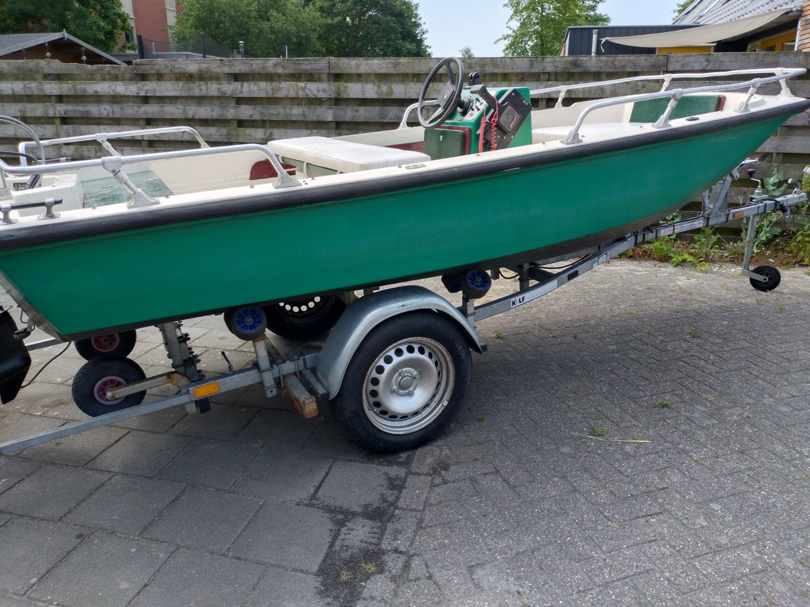 Console boot 15 pk 4 t. elektr. gestarte  mariner + trailer, Watersport en Boten, Ophalen, Gebruikt, 4 m, Viertaktmotor