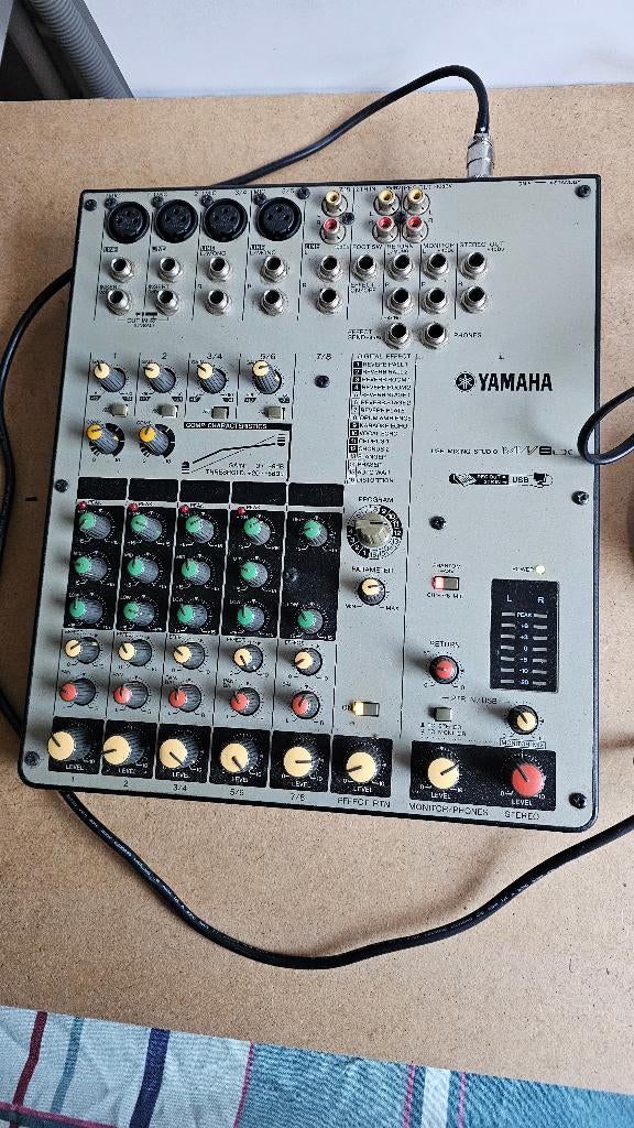 YAMAHA USB Mixing Studio, Muziek en Instrumenten, Mengpanelen, Gebruikt, 5 tot 10 kanalen, Microfooningang, Ophalen of Verzenden