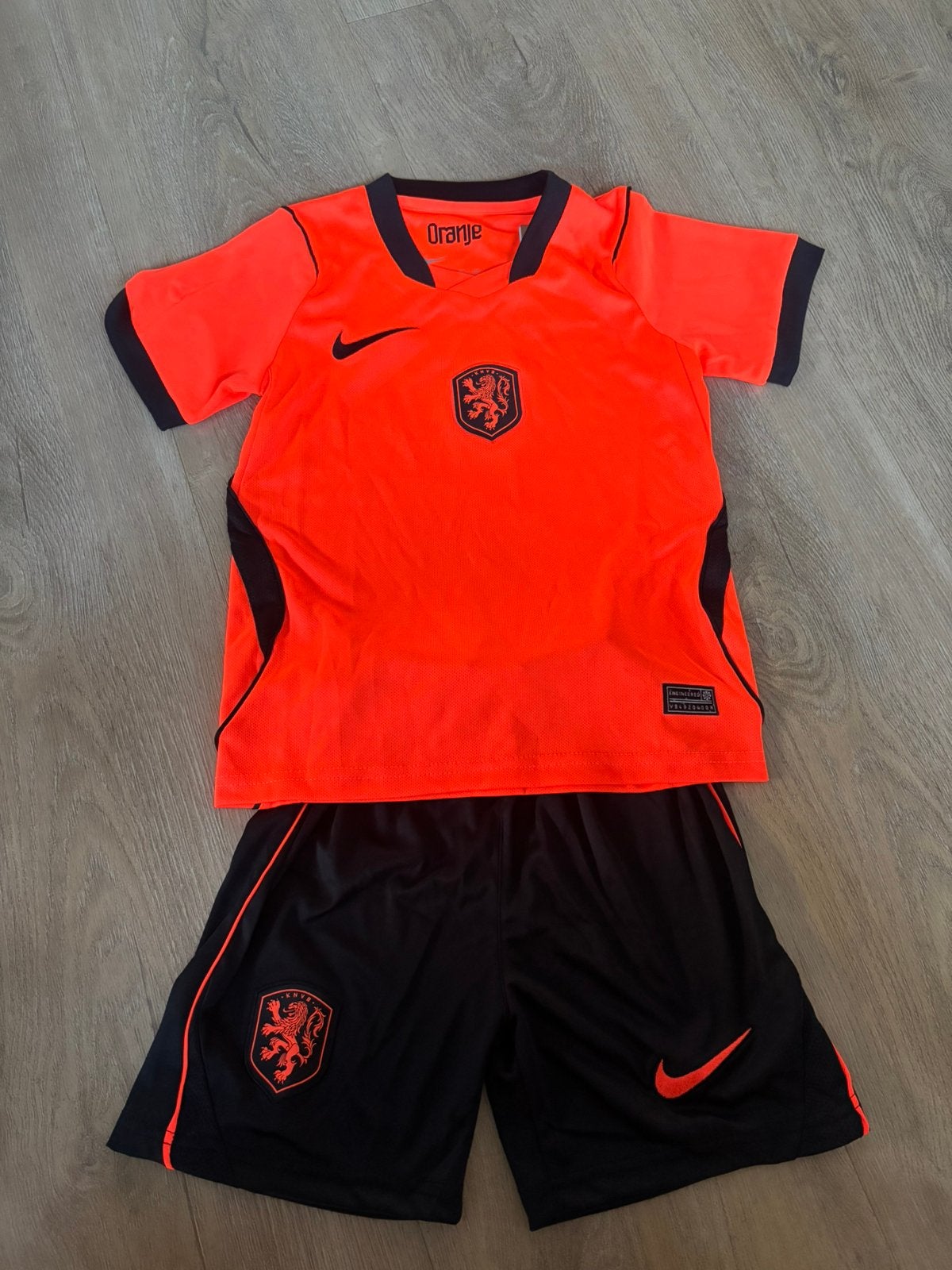 Setje Nederlands elftal WK Oranje maat 116 122, Kinderen en Baby's, Ophalen of Verzenden, Nieuw, Meisje, Setje